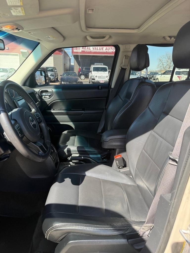 Jeep Patriot Latitude 2WD 2016