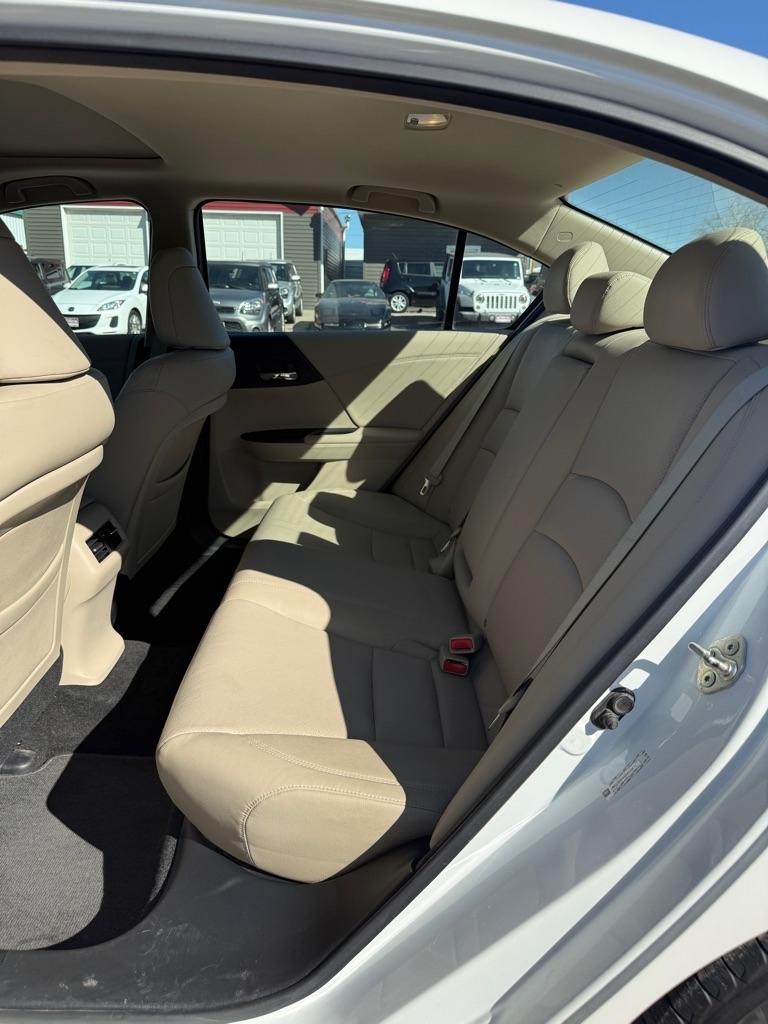 Honda Accord EX-L V6 Sedan AT 2013