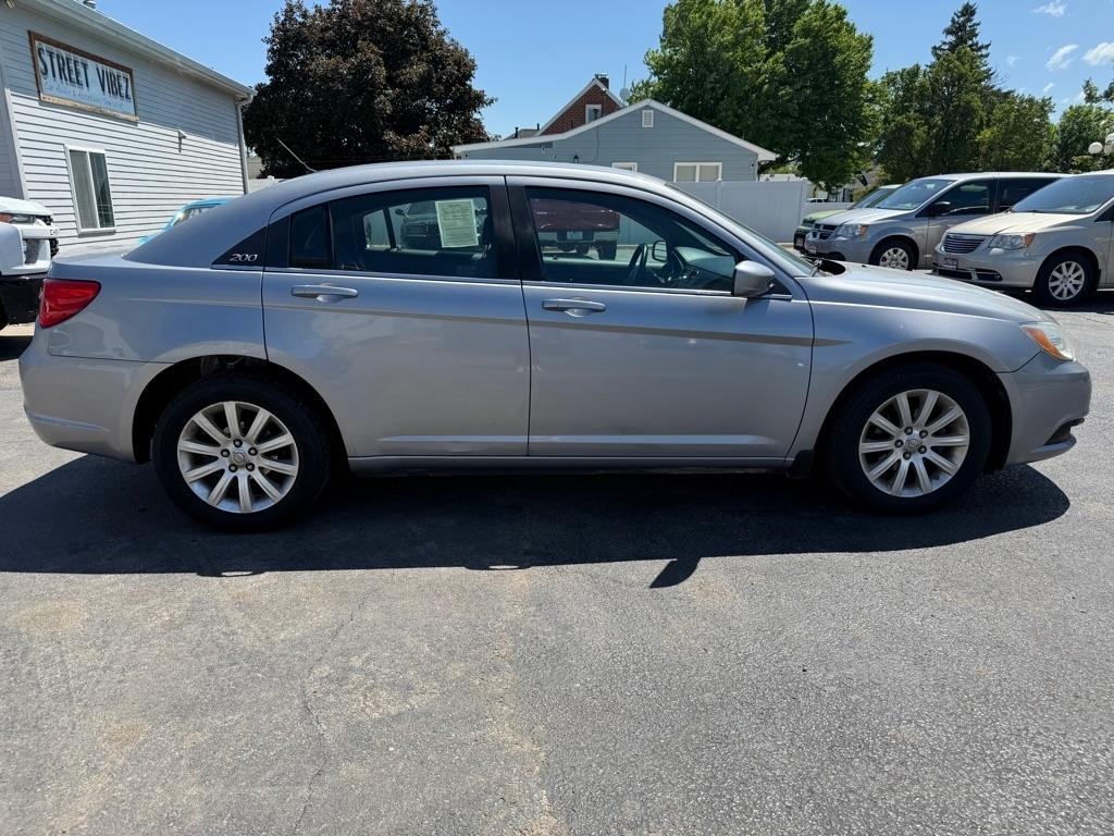 Chrysler 200 Touring 2013