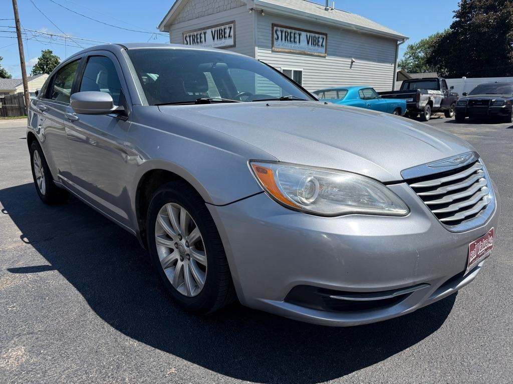 Chrysler 200 Touring 2013