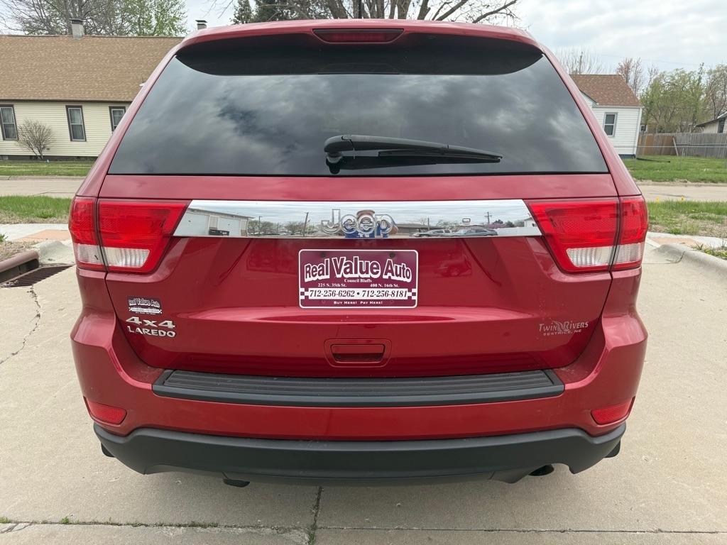 Jeep Grand Cherokee Laredo 4WD 2011