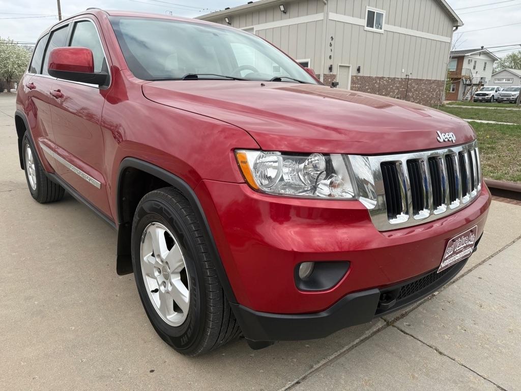 Jeep Grand Cherokee Laredo 4WD 2011
