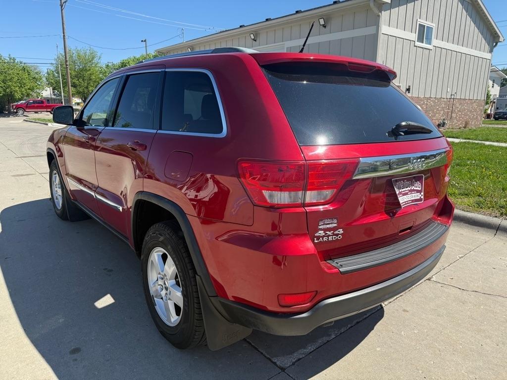 Jeep Grand Cherokee Laredo 4WD 2011