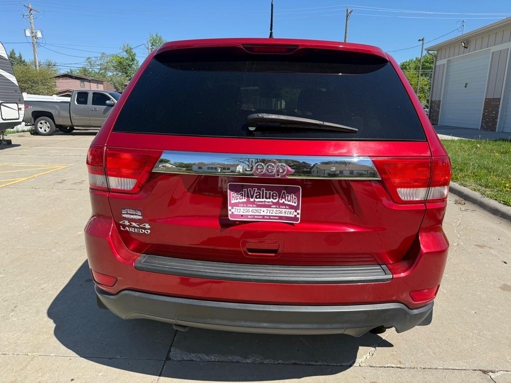Jeep Grand Cherokee Laredo 4WD 2011