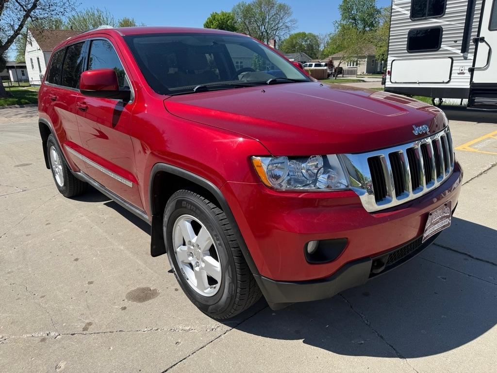 Jeep Grand Cherokee Laredo 4WD 2011