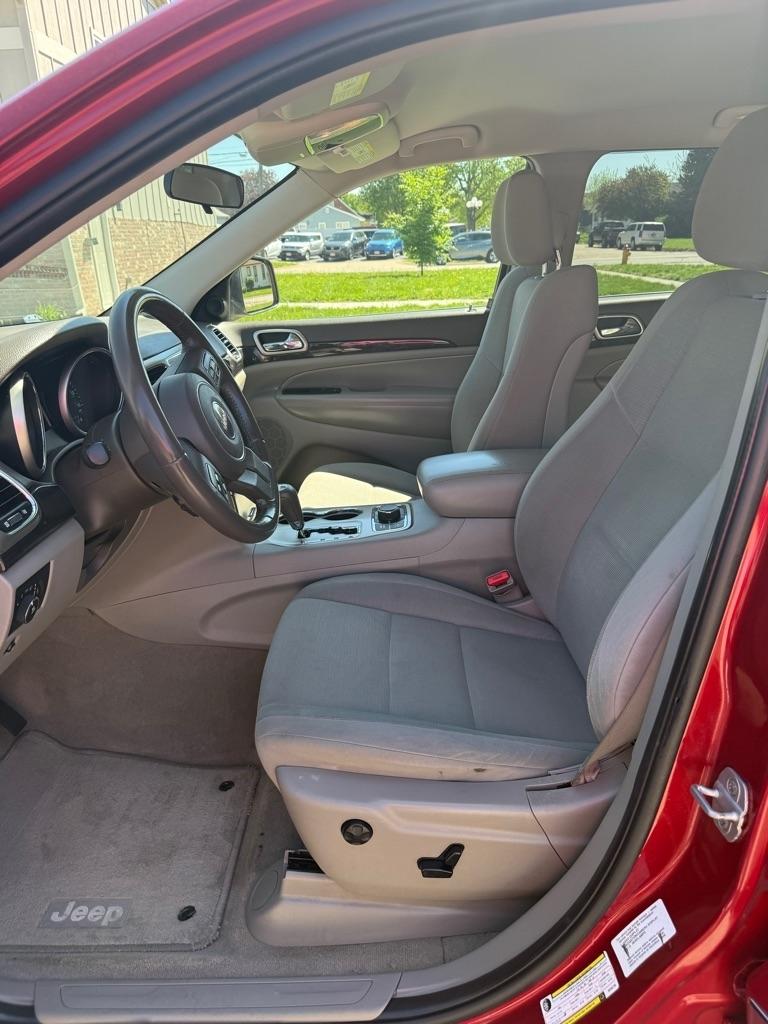 Jeep Grand Cherokee Laredo 4WD 2011