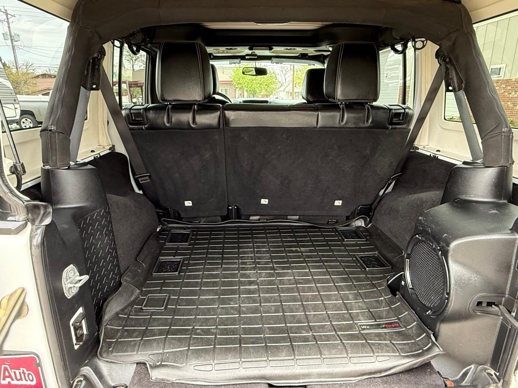 Jeep Wrangler Unlimited Rubicon 4WD 2014