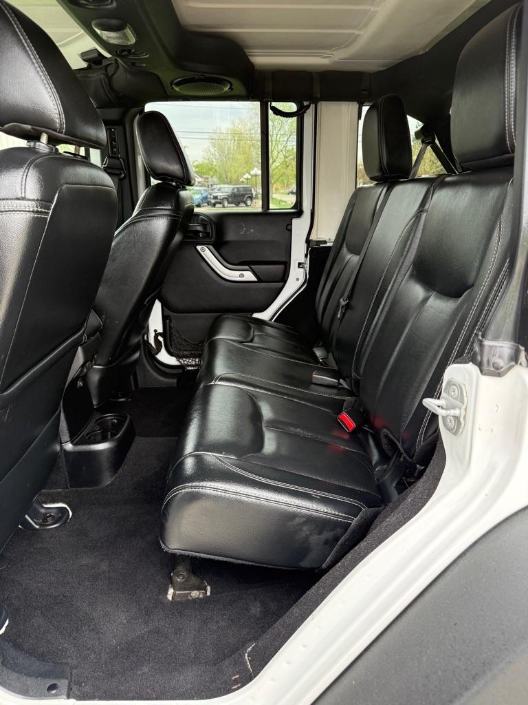 Jeep Wrangler Unlimited Rubicon 4WD 2014