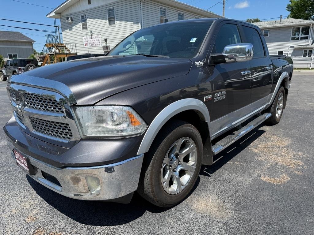RAM 1500 Laramie Crew Cab SWB 4WD 2014