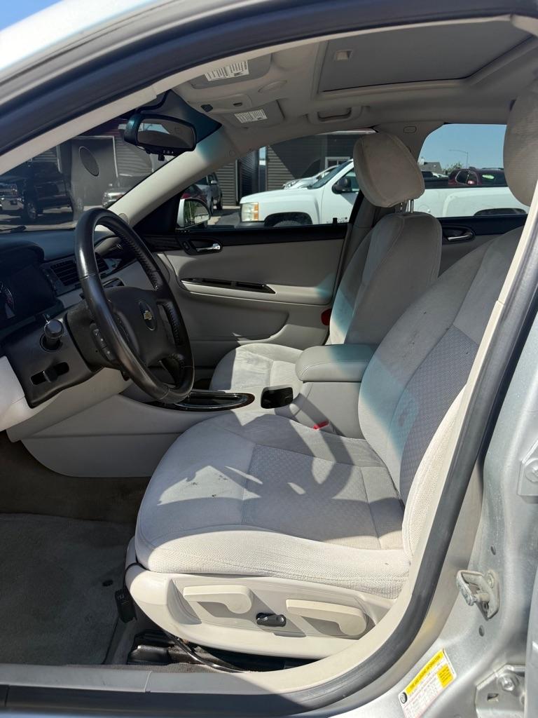 Chevrolet Impala LT (Fleet) 2012