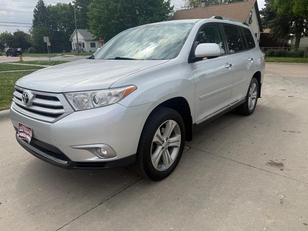 Toyota Highlander Limited 4WD 2013