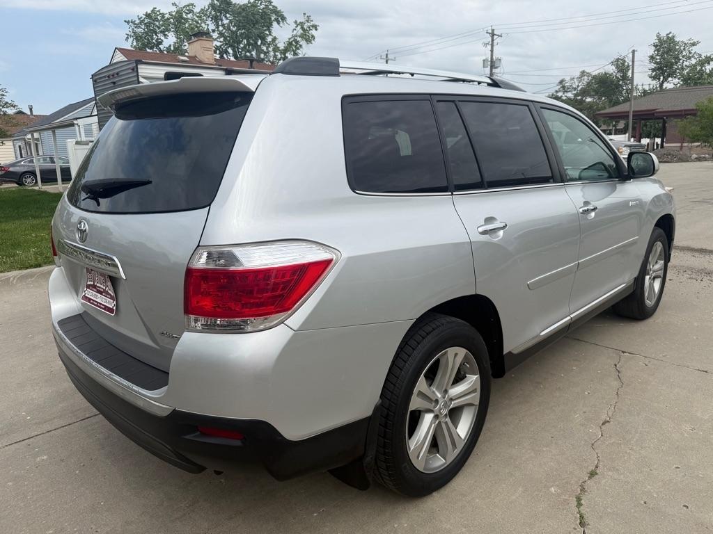 Toyota Highlander Limited 4WD 2013