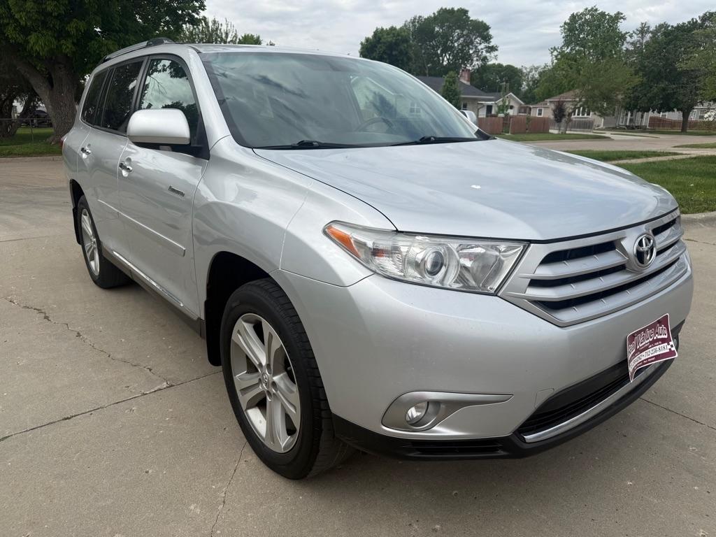 Toyota Highlander Limited 4WD 2013