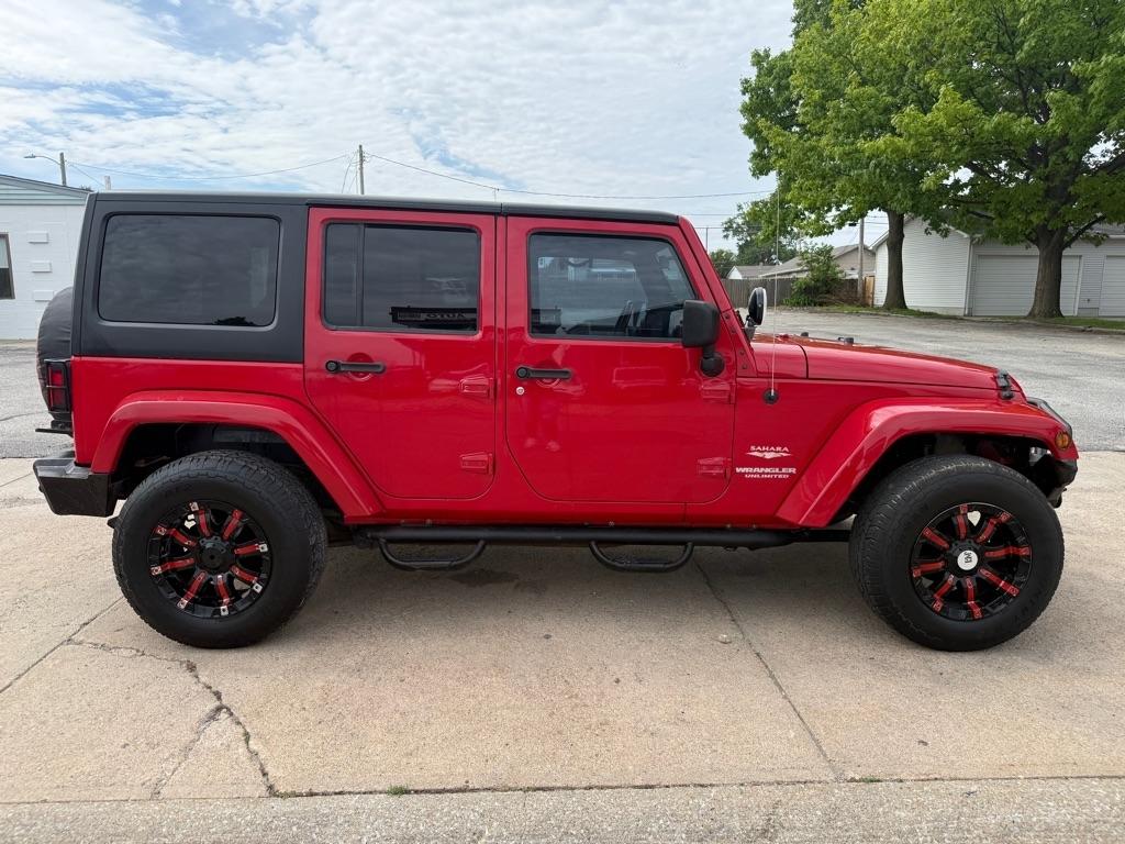 Jeep Wrangler Unlimited Sahara 4WD 2010