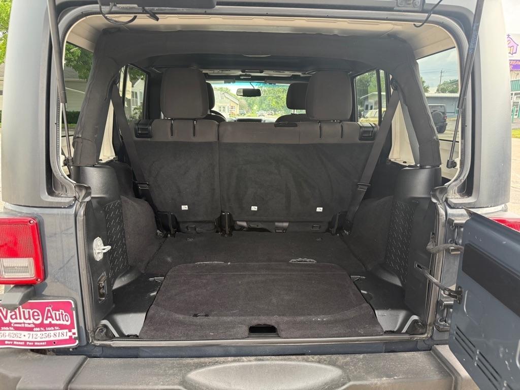 Jeep Wrangler Unlimited Sport 4WD 2017