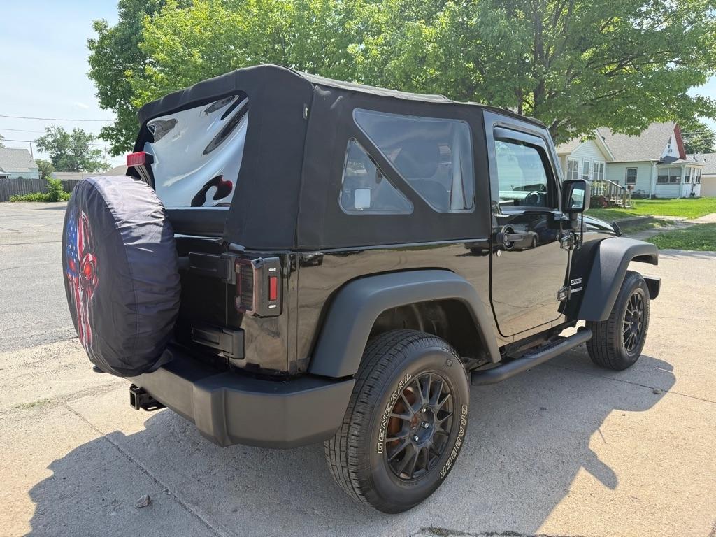 Jeep Wrangler Sport 4WD 2013