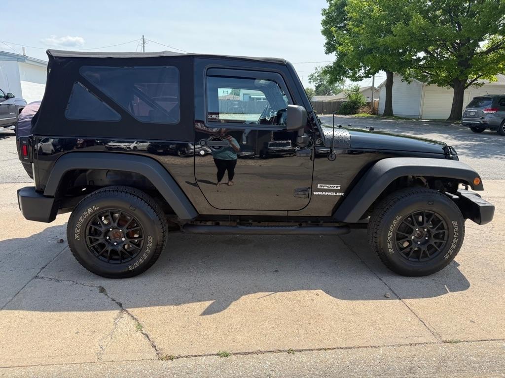 Jeep Wrangler Sport 4WD 2013