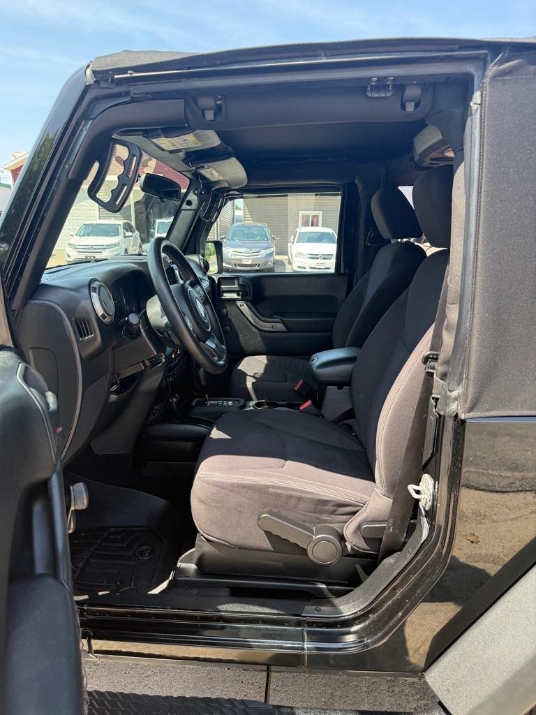 Jeep Wrangler Sport 4WD 2013