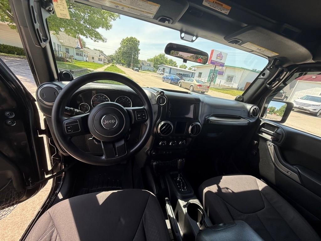 Jeep Wrangler Sport 4WD 2013
