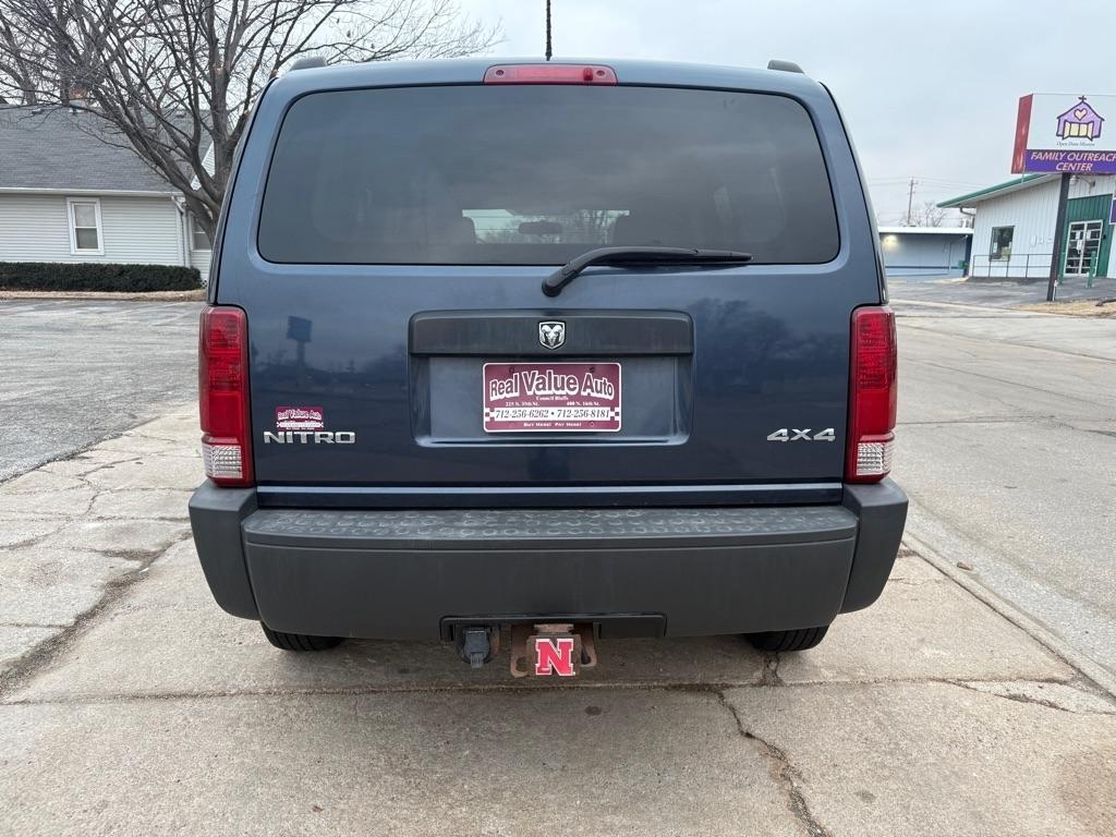 Dodge Nitro SXT 4WD 2008