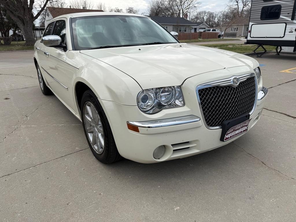 Chrysler 300 Limited RWD 2010