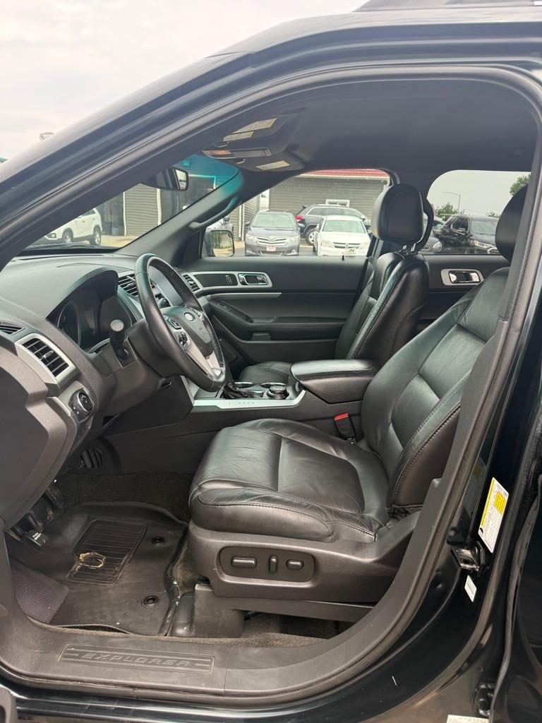 Ford Explorer XLT 4WD 2014