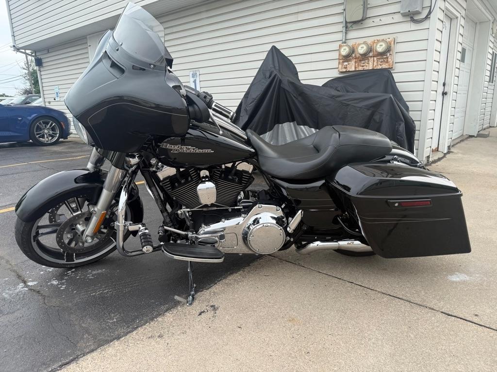 Harley-Davidson FLHXS  2014