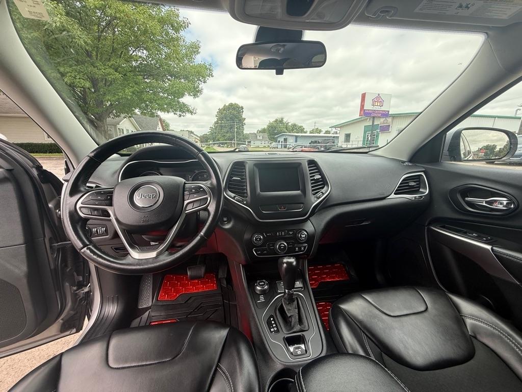Jeep Cherokee Latitude Plus 4WD 2019
