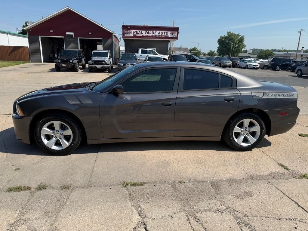 Dodge Charger SE 2014