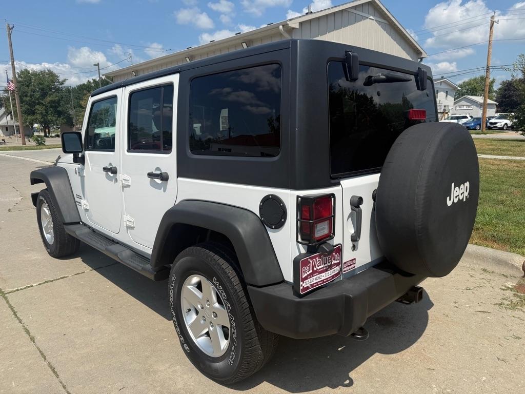 Jeep Wrangler Unlimited Sport 4WD 2013