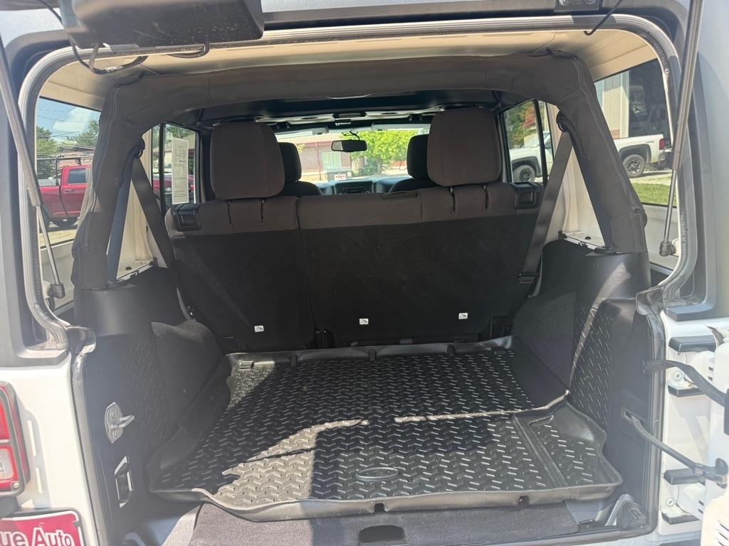 Jeep Wrangler Unlimited Sport 4WD 2013