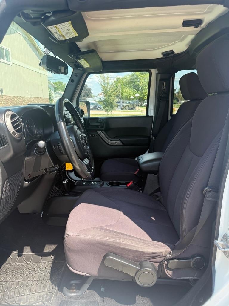 Jeep Wrangler Unlimited Sport 4WD 2013
