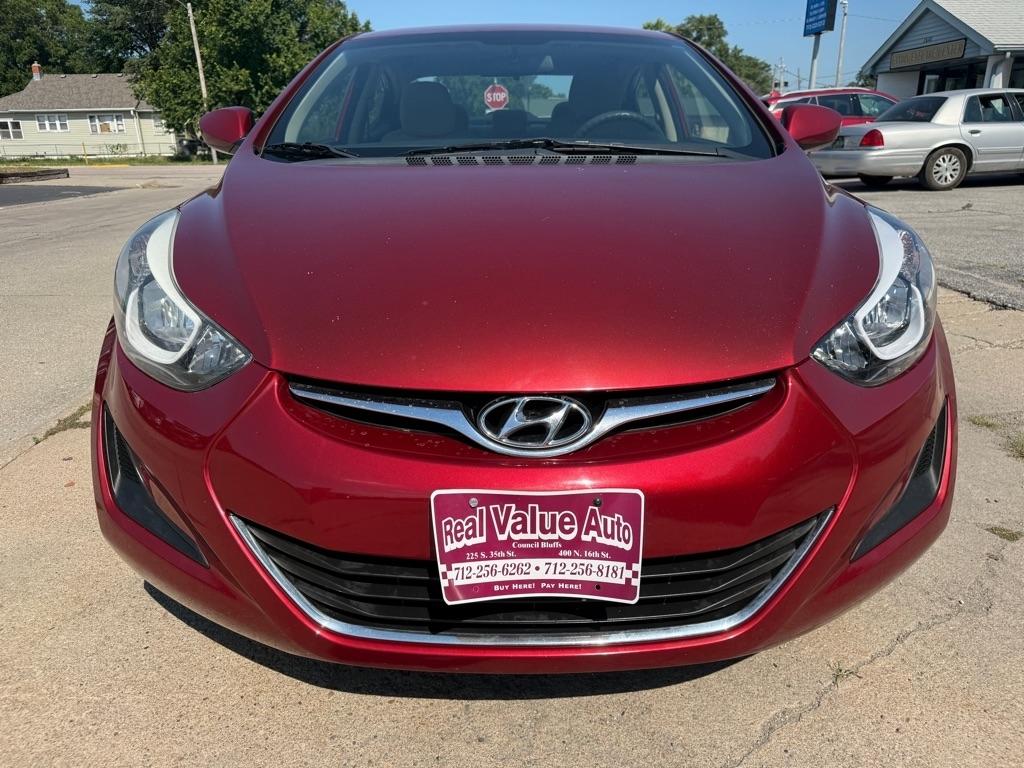 Hyundai Elantra SE 6AT 2016