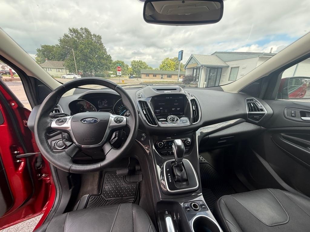 Ford Escape Titanium 4WD 2013
