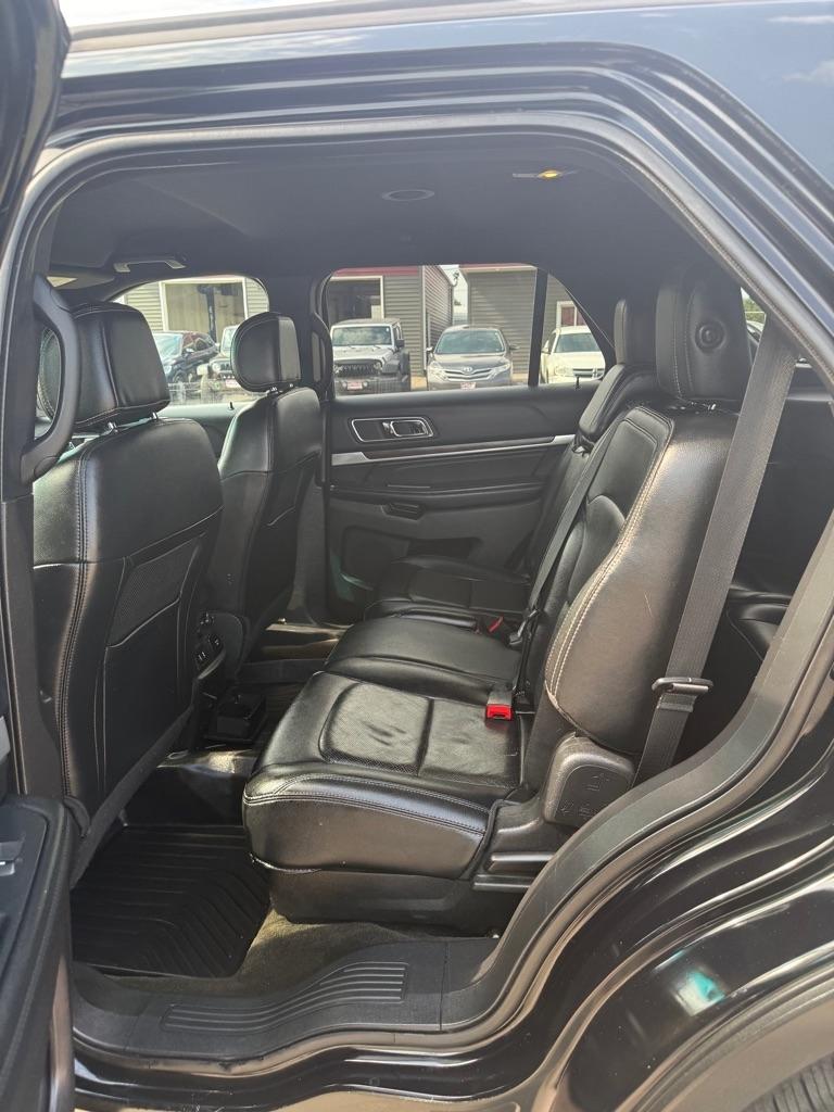 Ford Explorer Limited 4WD 2016