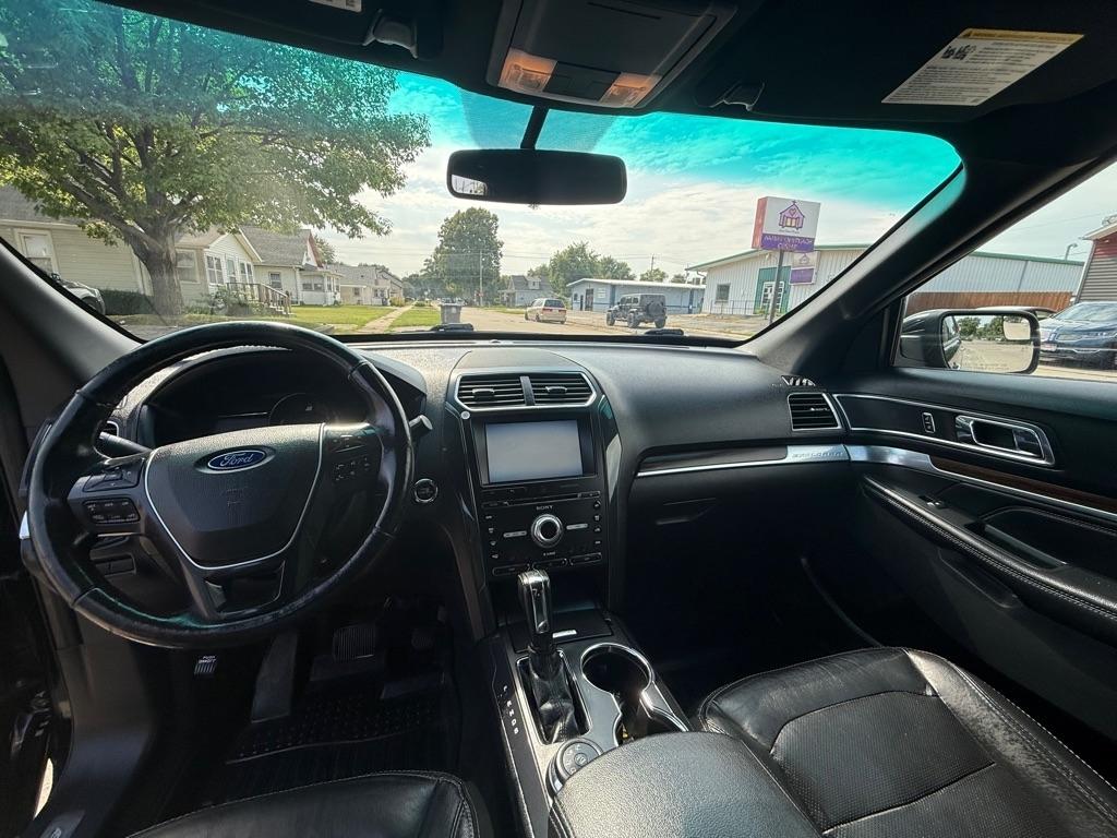 Ford Explorer Limited 4WD 2016