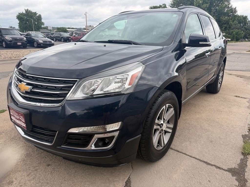 2017 Chevrolet Traverse 2LT FWD