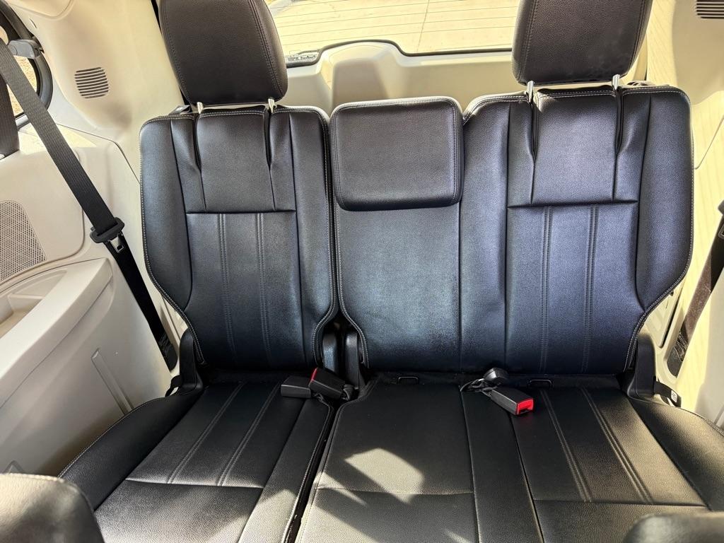 Chrysler Town & Country Touring 2014