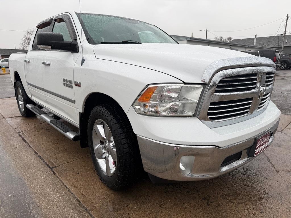 RAM 1500 SLT Crew Cab SWB 4WD 2013