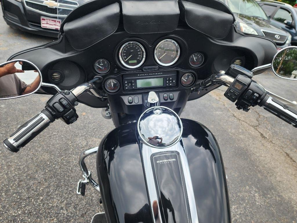 Harley-Davidson FLHTC  2008