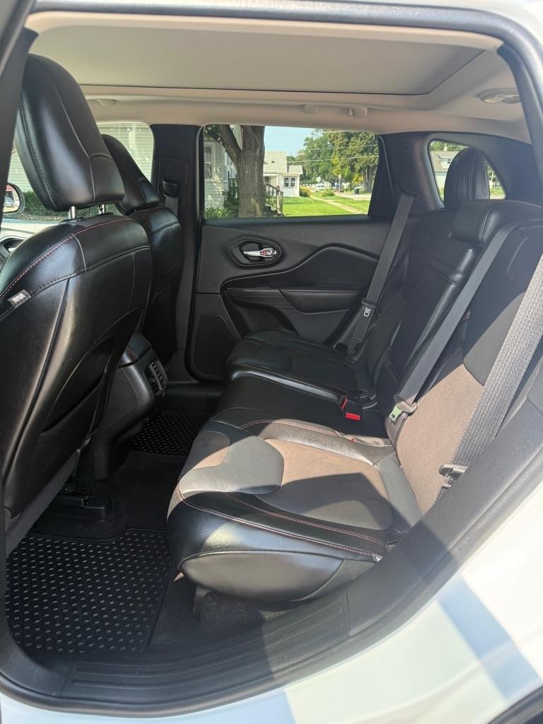 Jeep Cherokee Trailhawk 4WD 2015