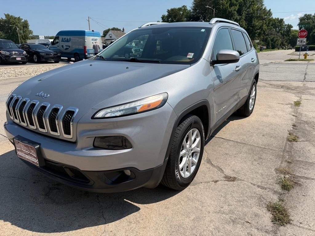 Jeep Cherokee Latitude 4WD 2016