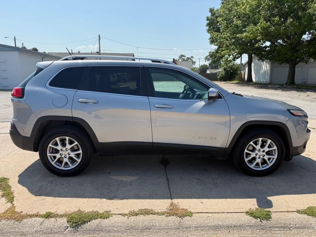 Jeep Cherokee Latitude 4WD 2016