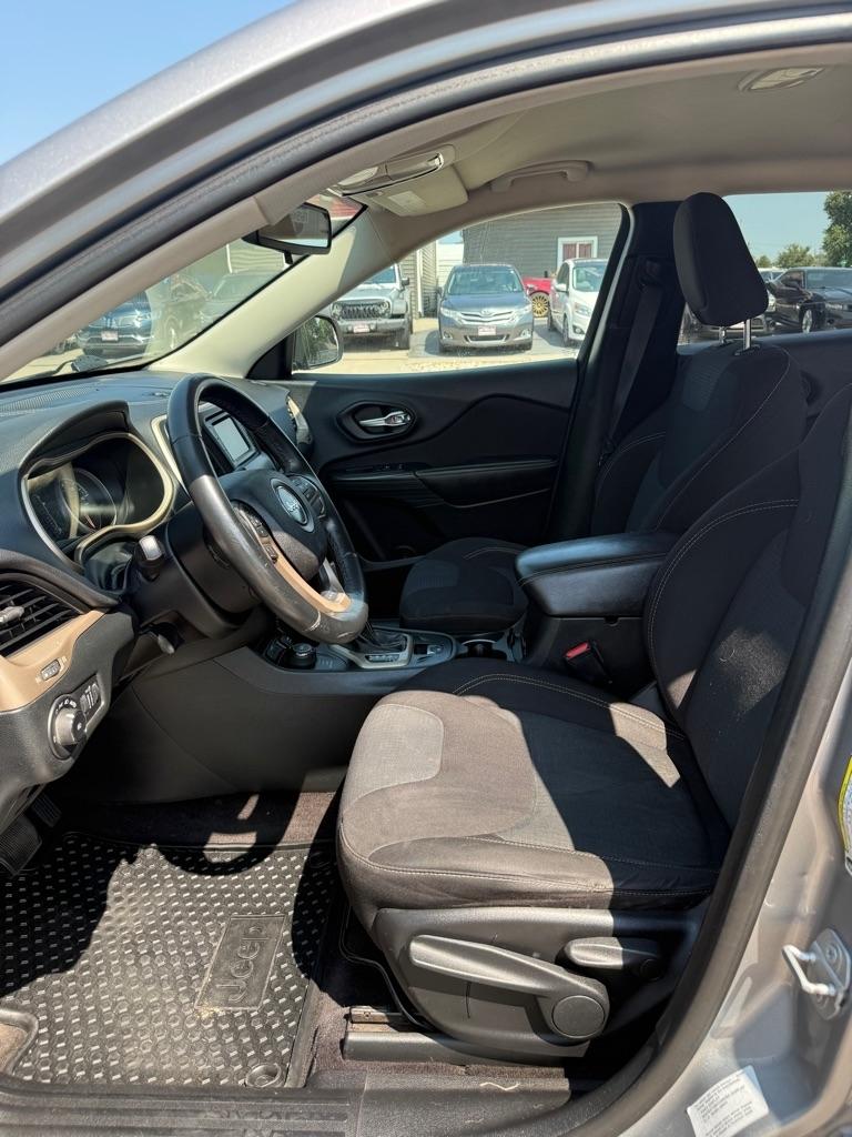 Jeep Cherokee Latitude 4WD 2016