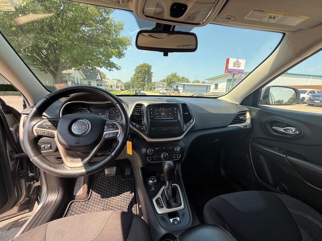 Jeep Cherokee Latitude 4WD 2016