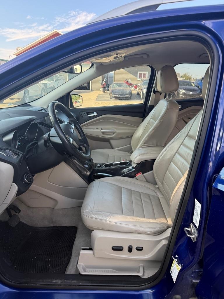 Ford Escape Titanium 4WD 2015