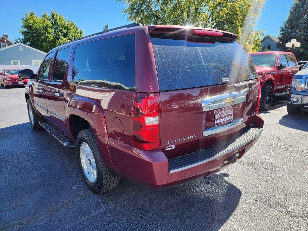 Chevrolet Suburban LS 1500 4WD 2008