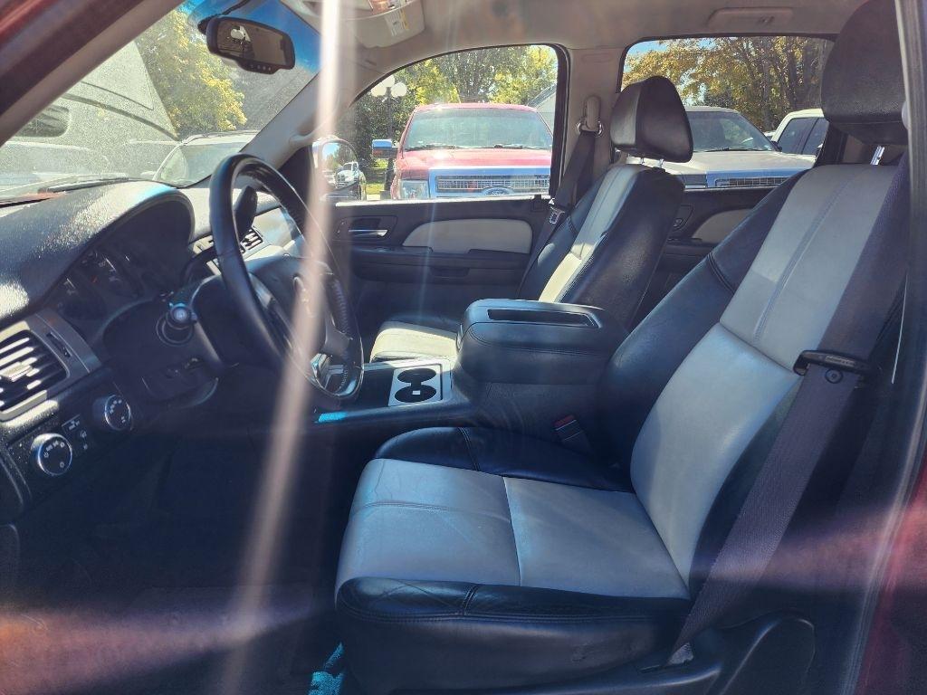 Chevrolet Suburban LS 1500 4WD 2008