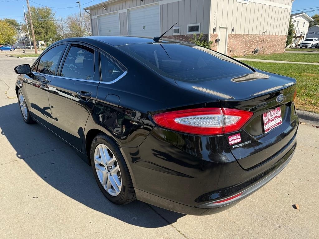 Ford Fusion SE 2016