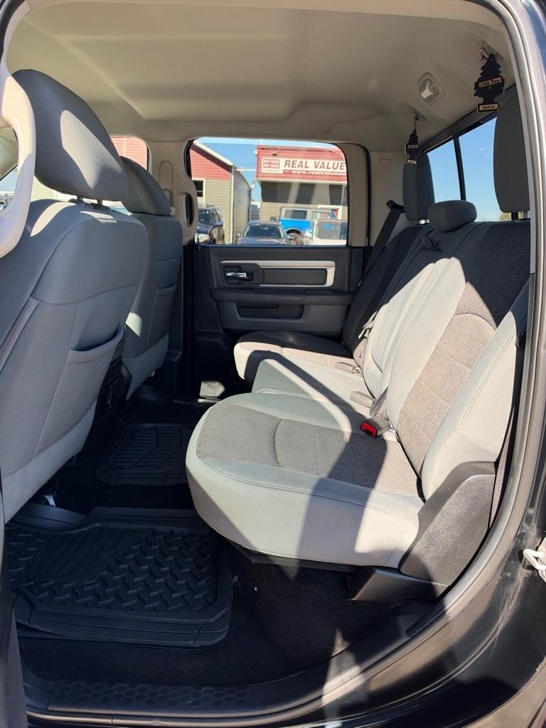 RAM 1500 SLT Crew Cab LWB 4WD 2014